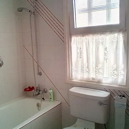 Limnaria West Park Apartman *