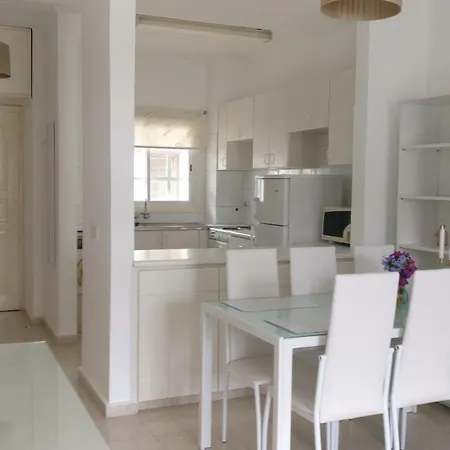 Apartman Limnaria West Park