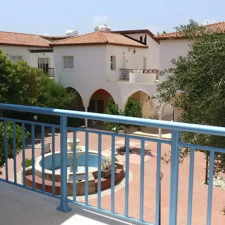 Limnaria West Park Apartment *