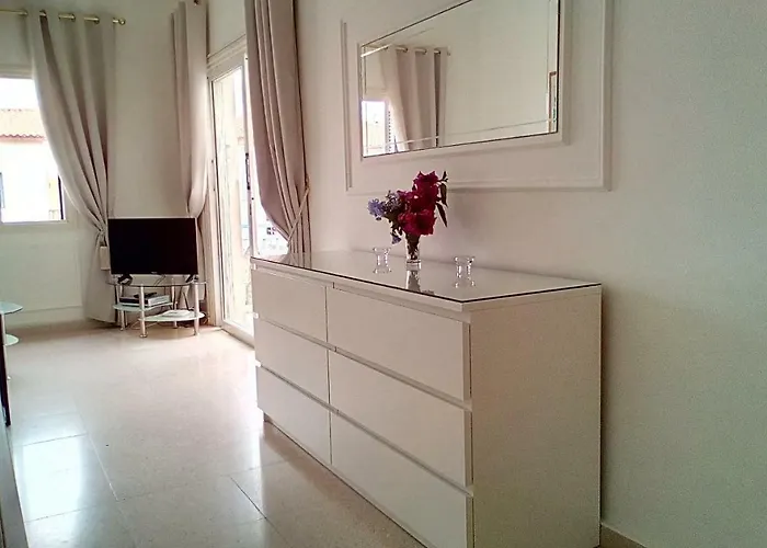 Limnaria West Park Apartmán *